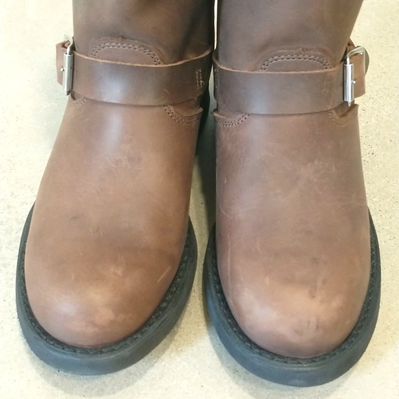 Frye Women's Boots 12R Engineer, size 8 - Picture 9 of 11